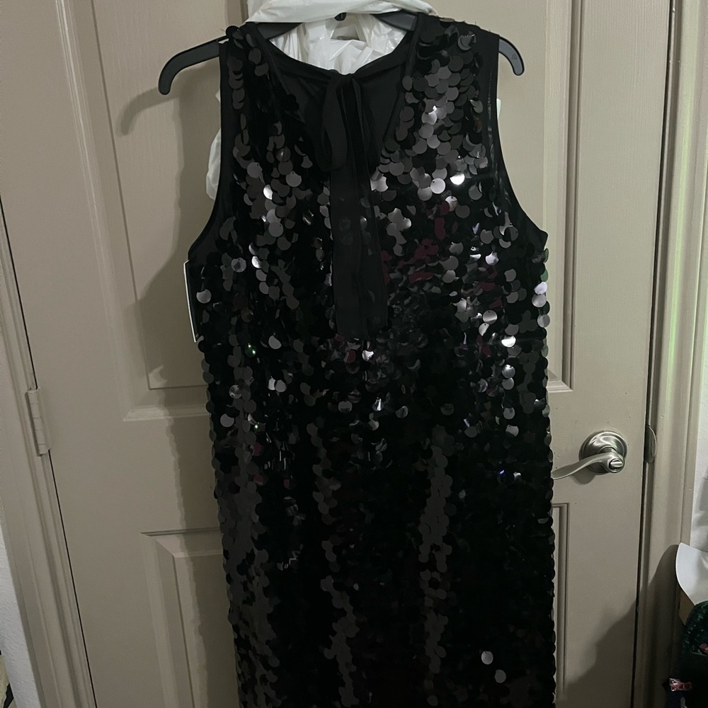 Gorgeous Black Disc Sequin Cocktail Dress sz 14